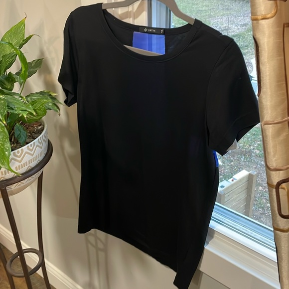 Satva Tops - Satva Organic Tshirt with Mesh Detail